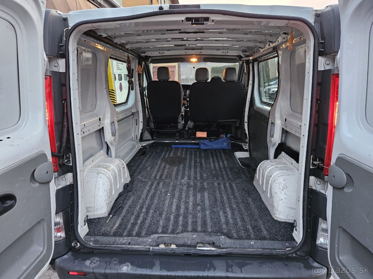 Opel Vivaro 2,0 CDTi, r.v. 2008 - 7