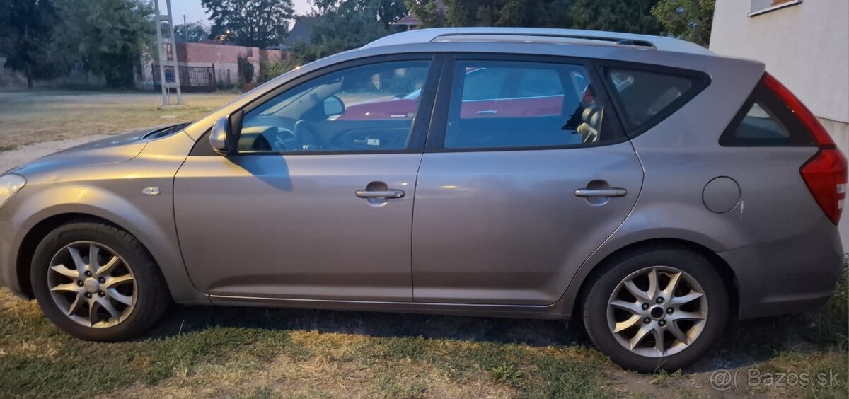 Kia Ceed 1.6 crdi kombi - 7