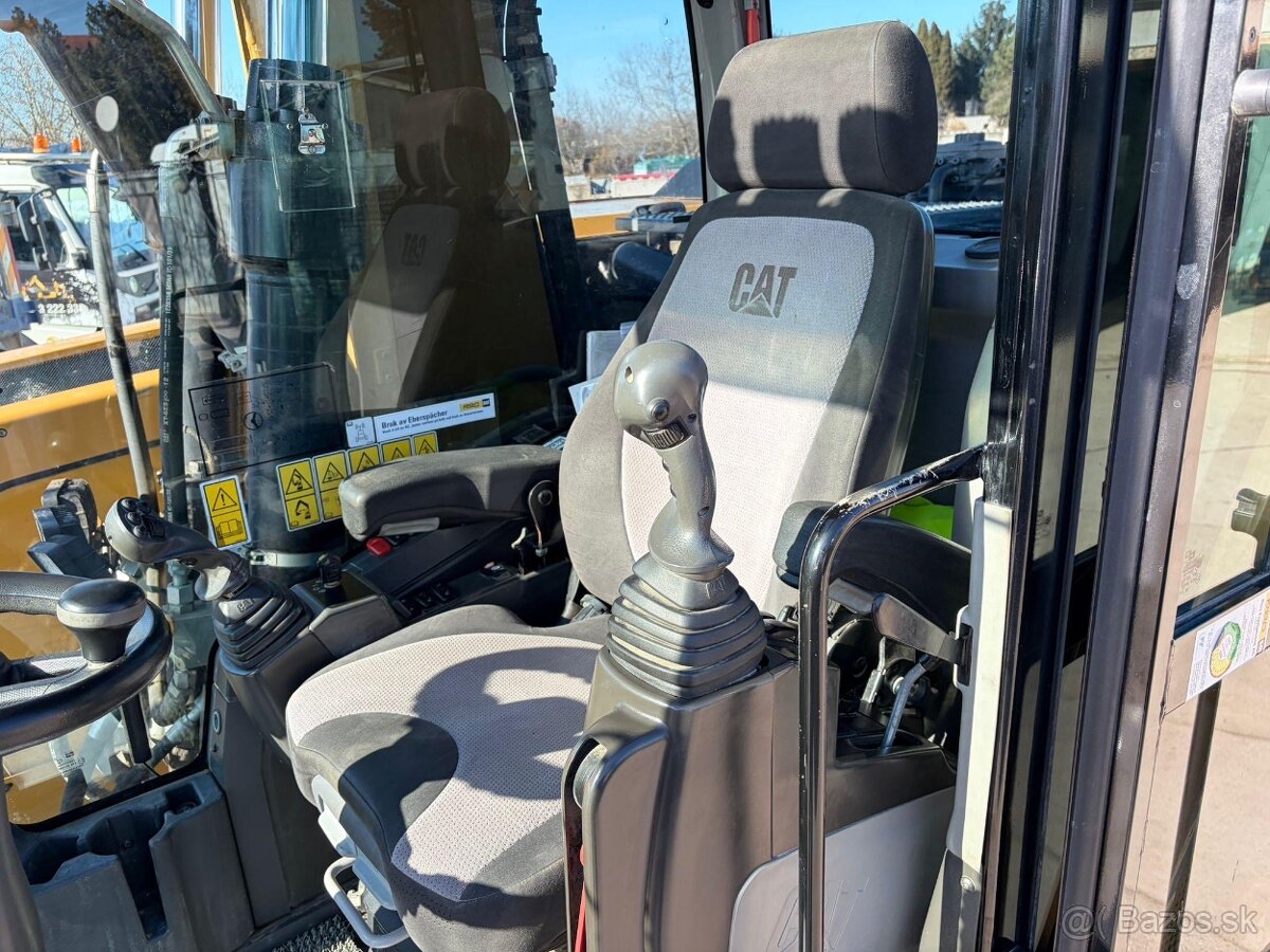 CAT M318F – ROTOTILT , kolesové rýpadlo - 7