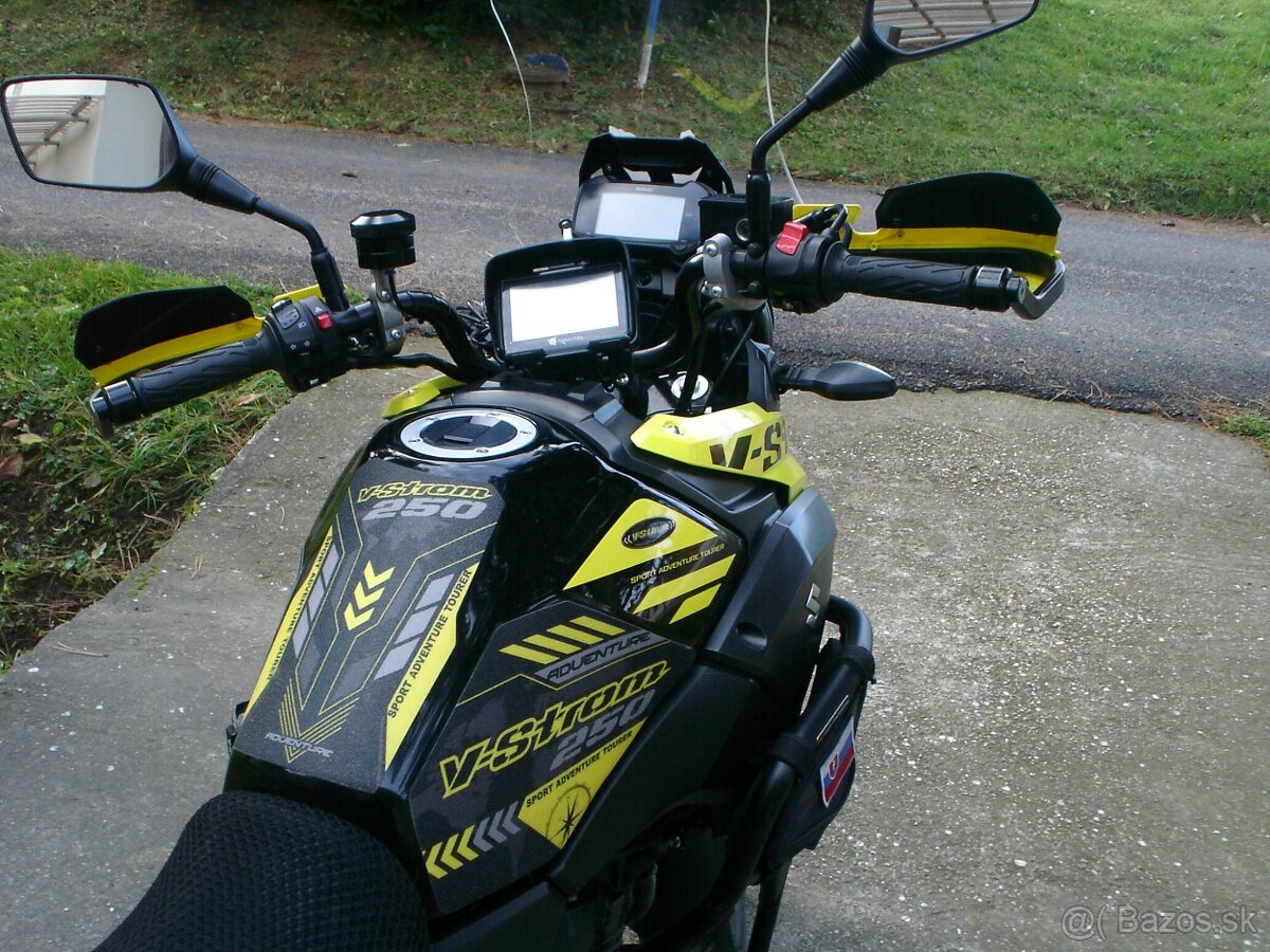 Suzuki V-strom DL250 - 7