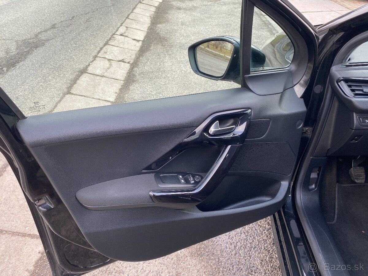 Peugeot 208 1.4 HDi FAP Active - 7