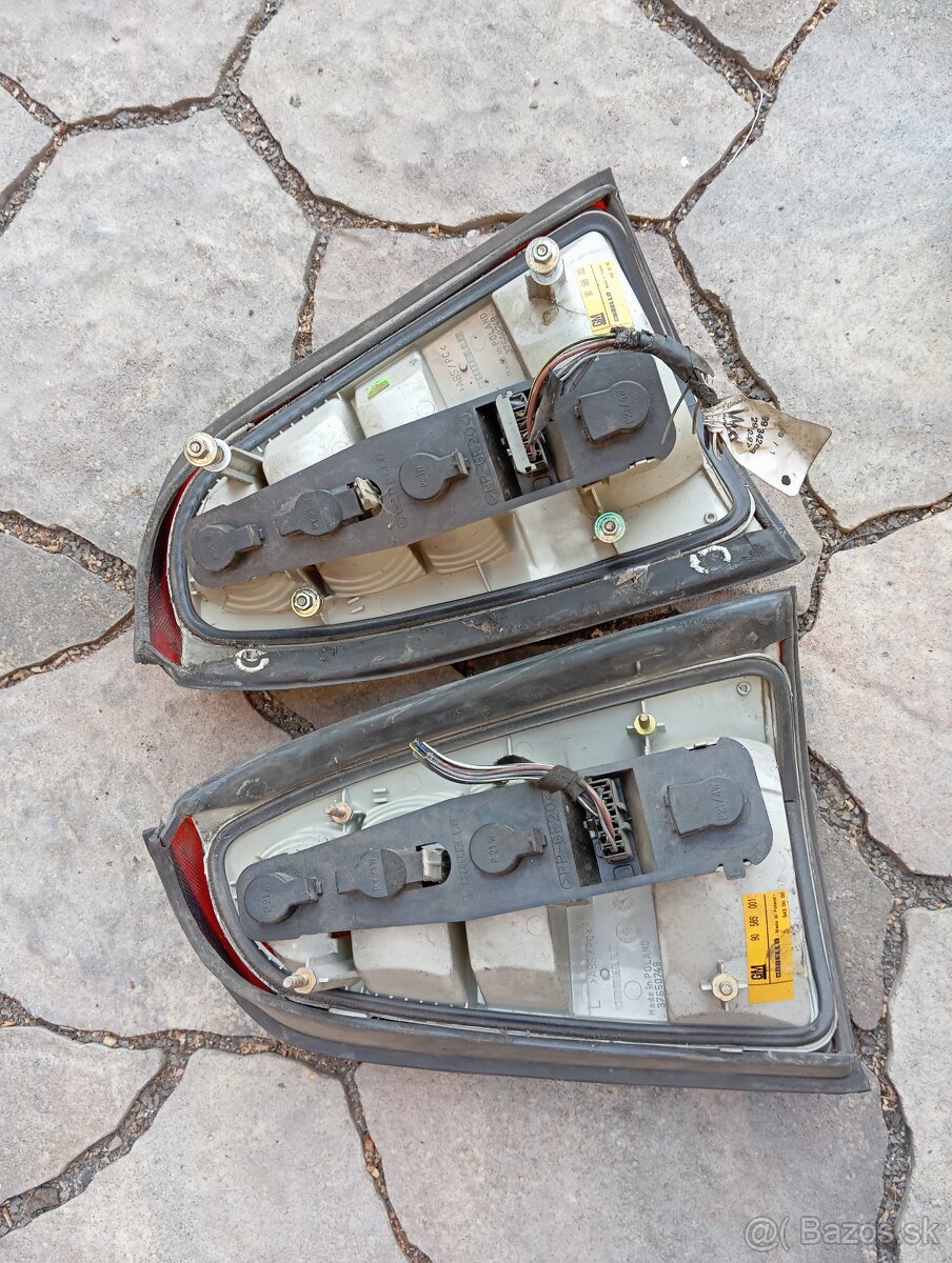 Zadné svetlá Opel Vectra b - 7