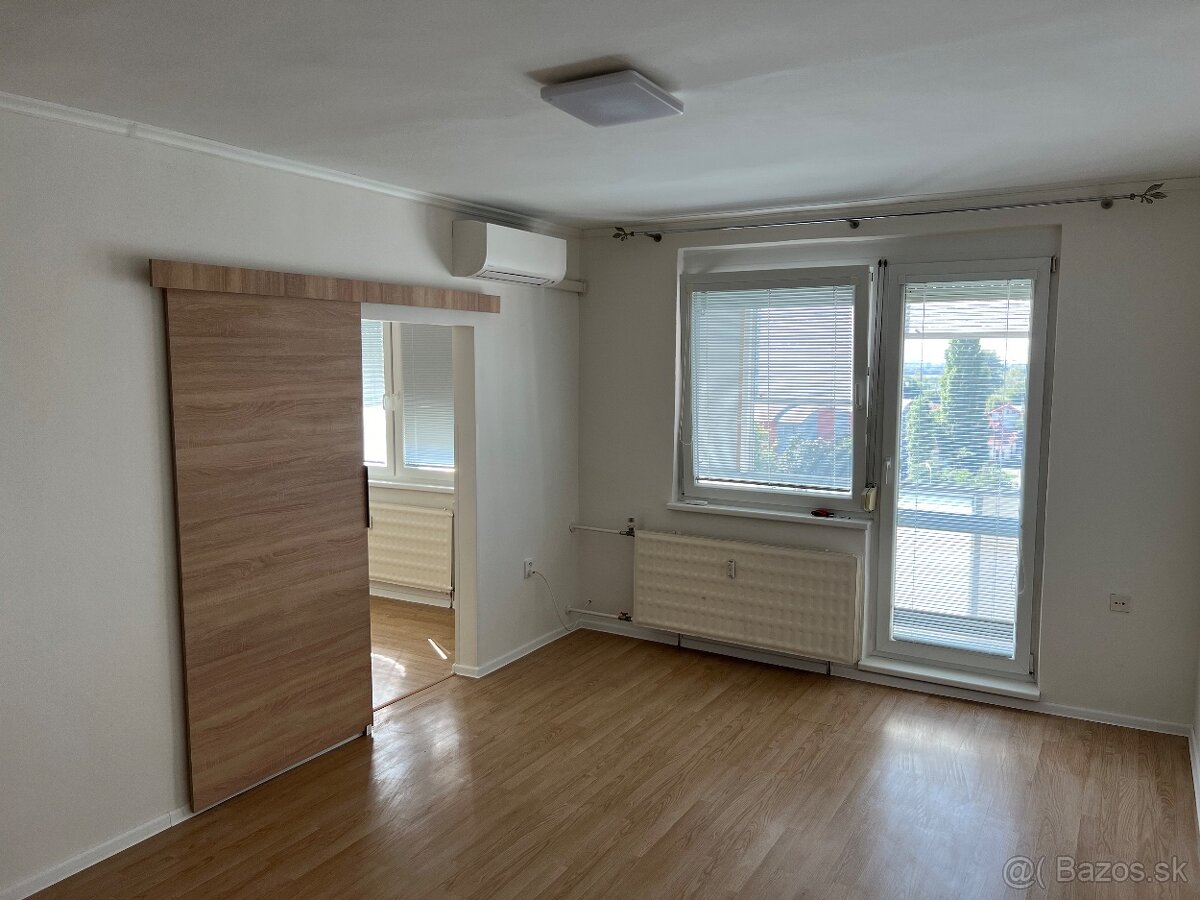 Prenájom 2 izbového bytu - 7