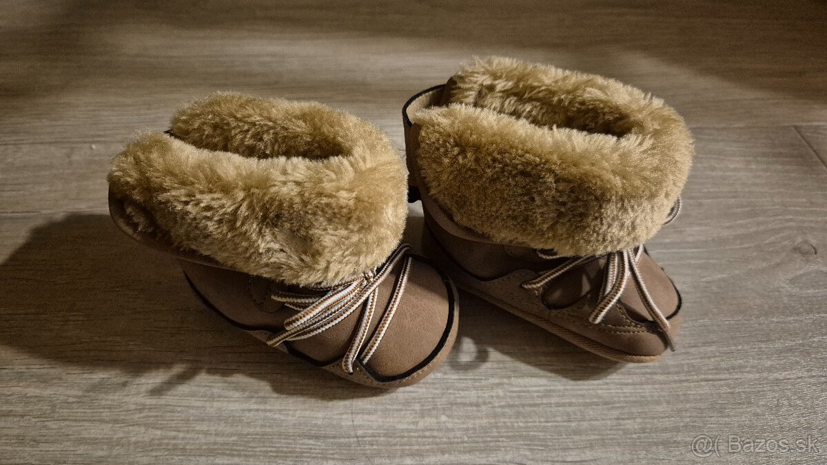 Set capačky č.20 + kožušinová riflová bundička v.68 - 7