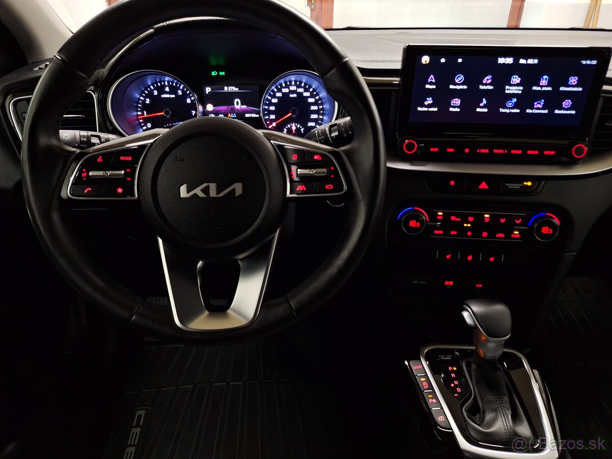 Kia ceed SW 7DCT 1.5TGdi pack plus - 7