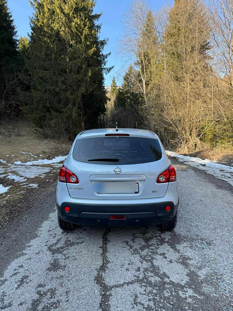 Nissan Qashqai 2.0dci 4x4 - 7