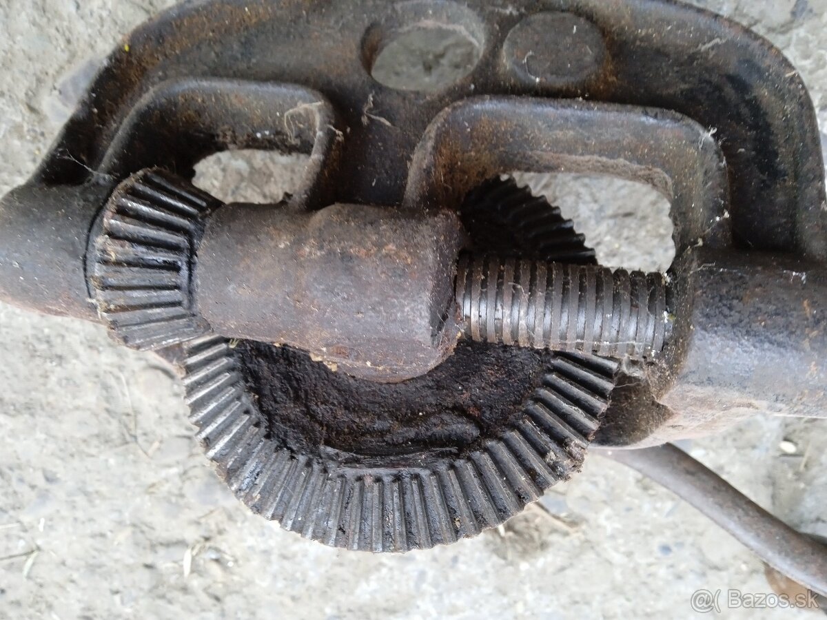 Časti starej vŕtačky. - 7