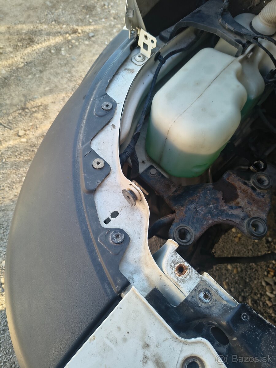 Predám kompletný predok na Peugeot boxer - 7