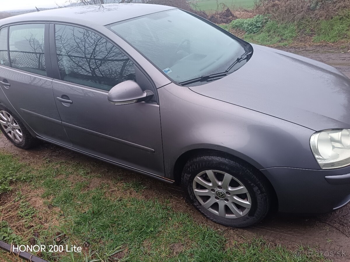 Vw golf 5 1.6 fsi - 7