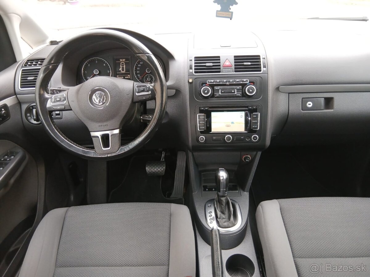 VOLKSWAGEN TOURAN TDI 2012 - 7