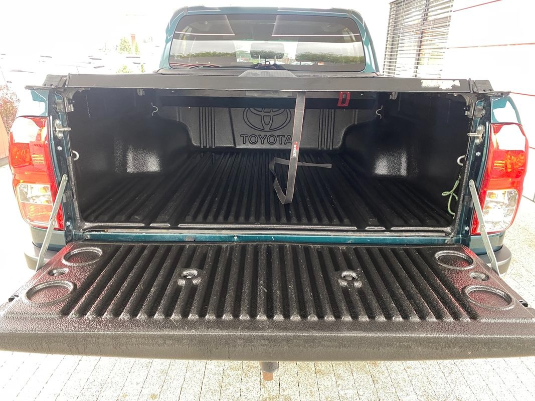 Toyota Hilux DoubleCab 2.4 D-4D A/T 4x4 - 7