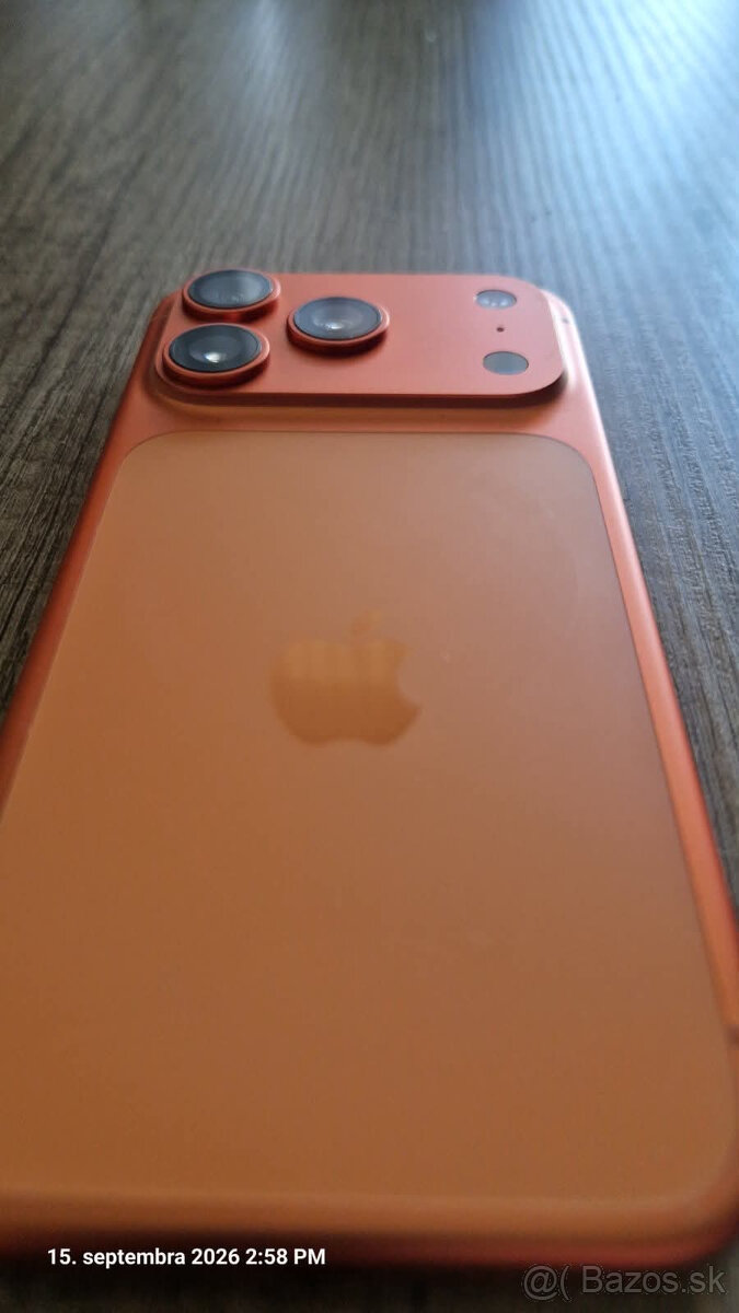 Predám Apple iPhone 17 Pro 256GB Cosmic Orange - 7