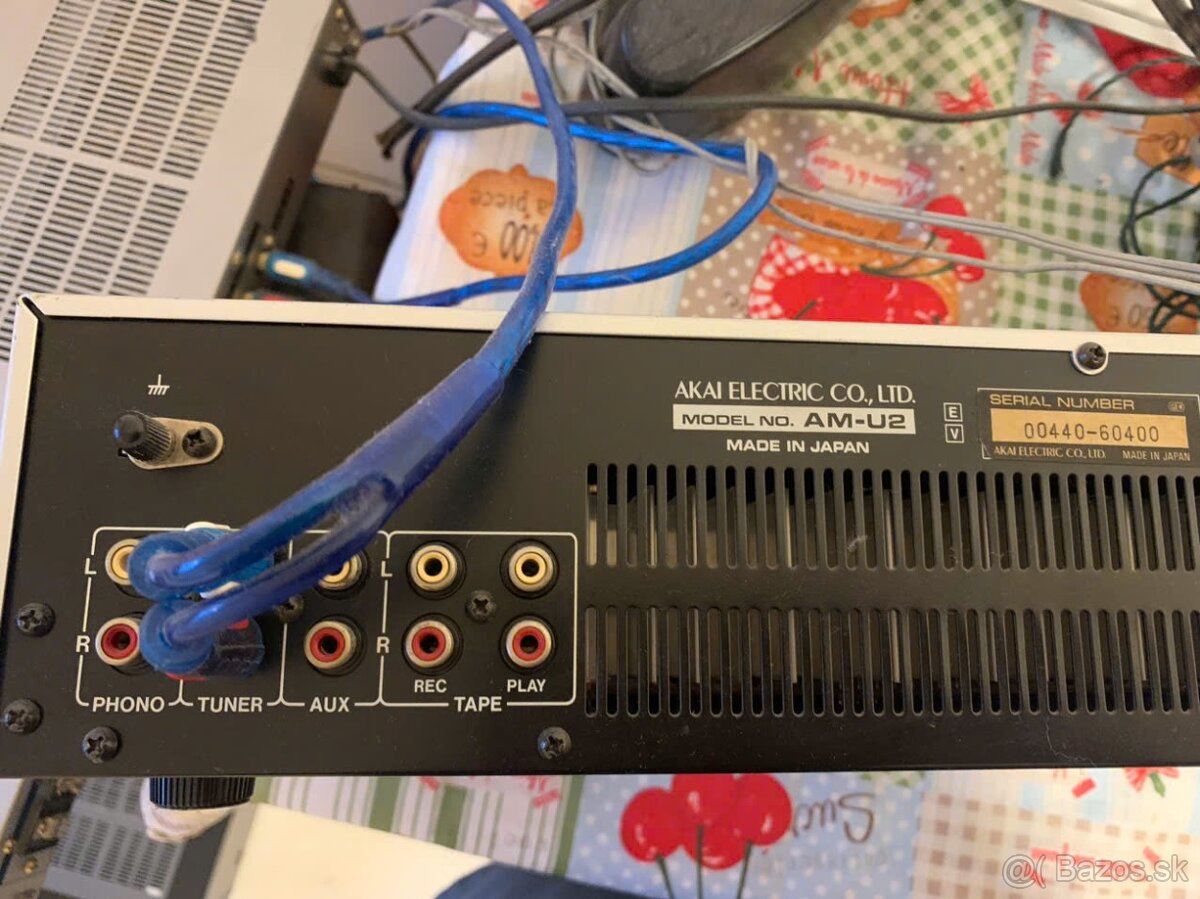 AKAI AM- U2 pekny za 30 - 7