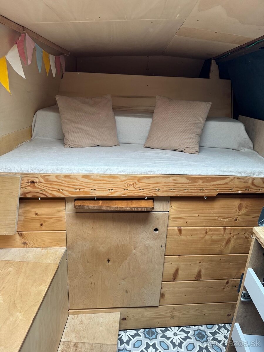 Obytná dodávka Iveco Daily - 7