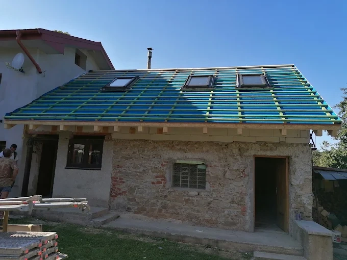 Rekonštrukcia striech, nová strecha, altánky, prístrešky - 7