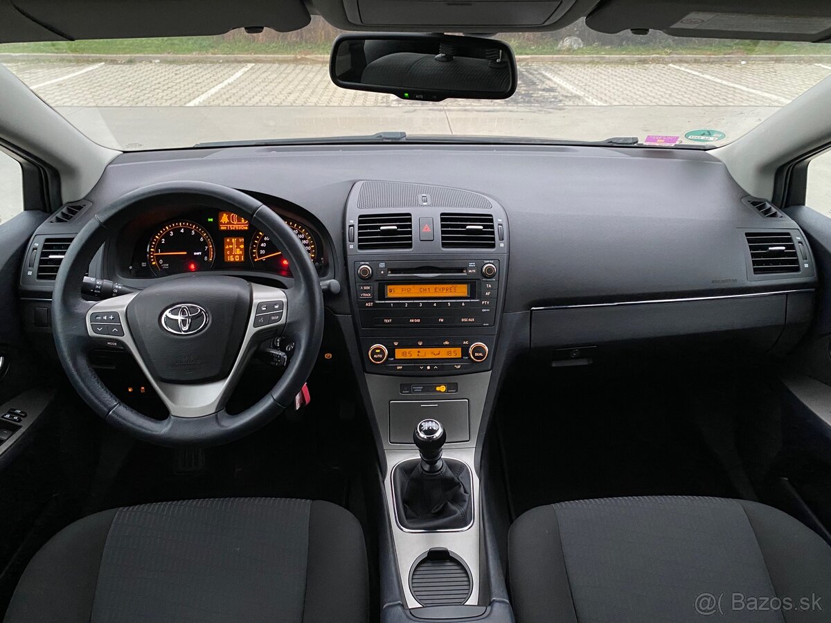 Toyota Avensis 1.8 benzin Sol - 7