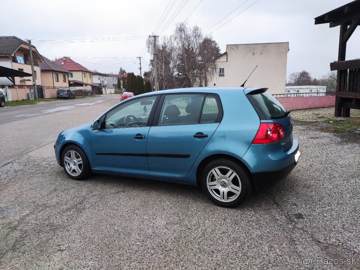 Volkswagen golf 5 1,4 55kw benzín - 7