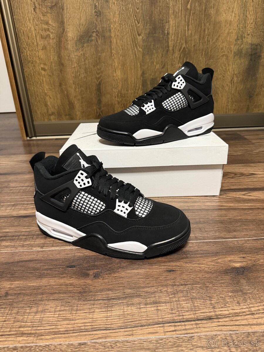 Jordan 4 white thunder - 7