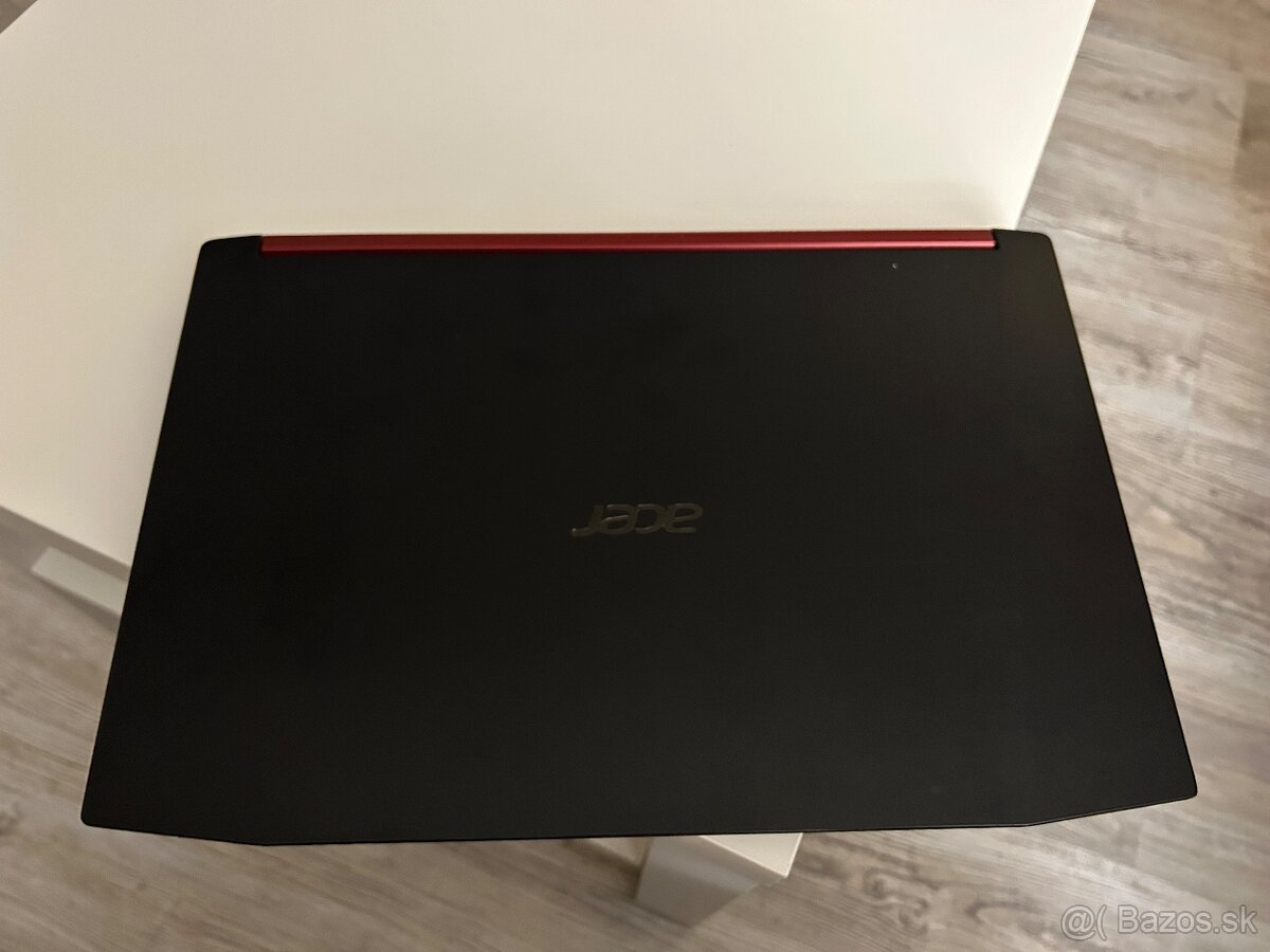 Herný Acer Nitro 5 s 15,6"Fhd lcd,i5,12gb ram,SSD+HDD,MX150 - 7