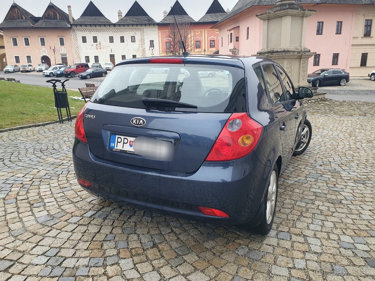 Kia Ceed 1.4 benzin 77kw - 7