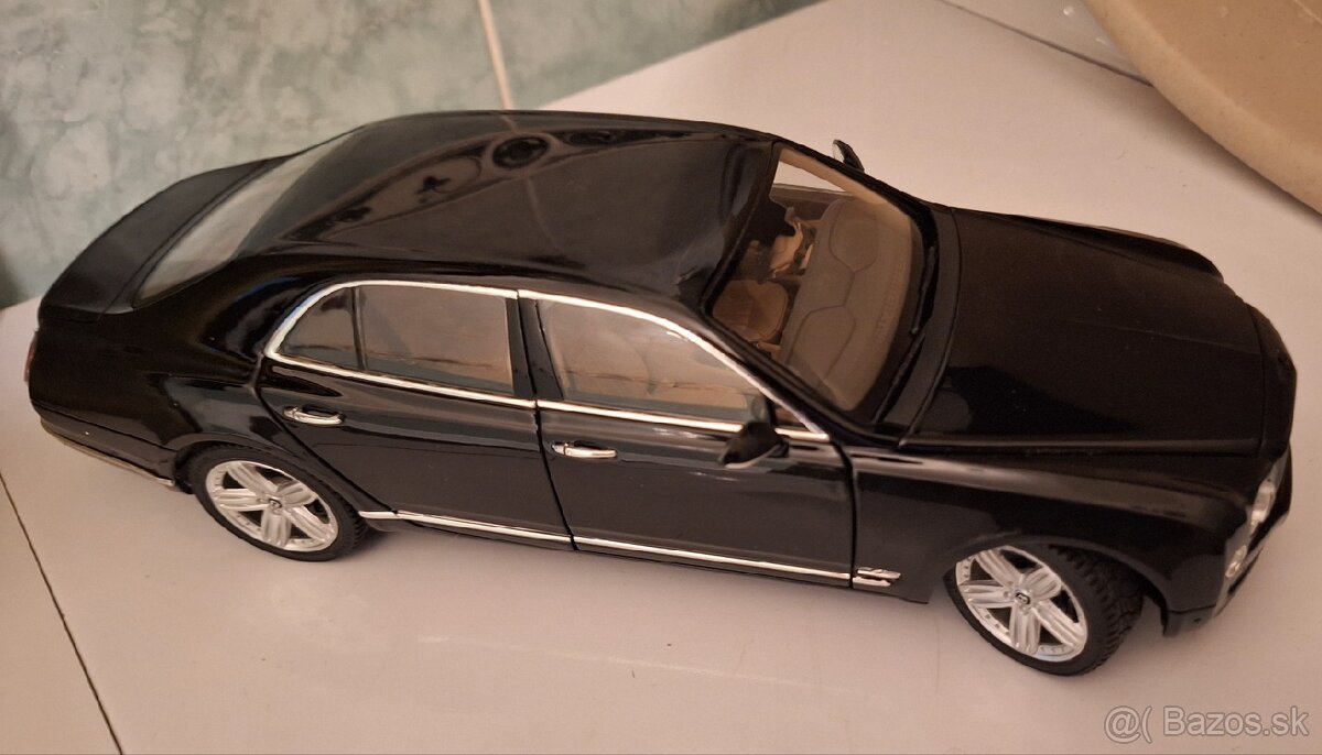 Model BENTLEY MULSANNE v mierke 1/18 - 7