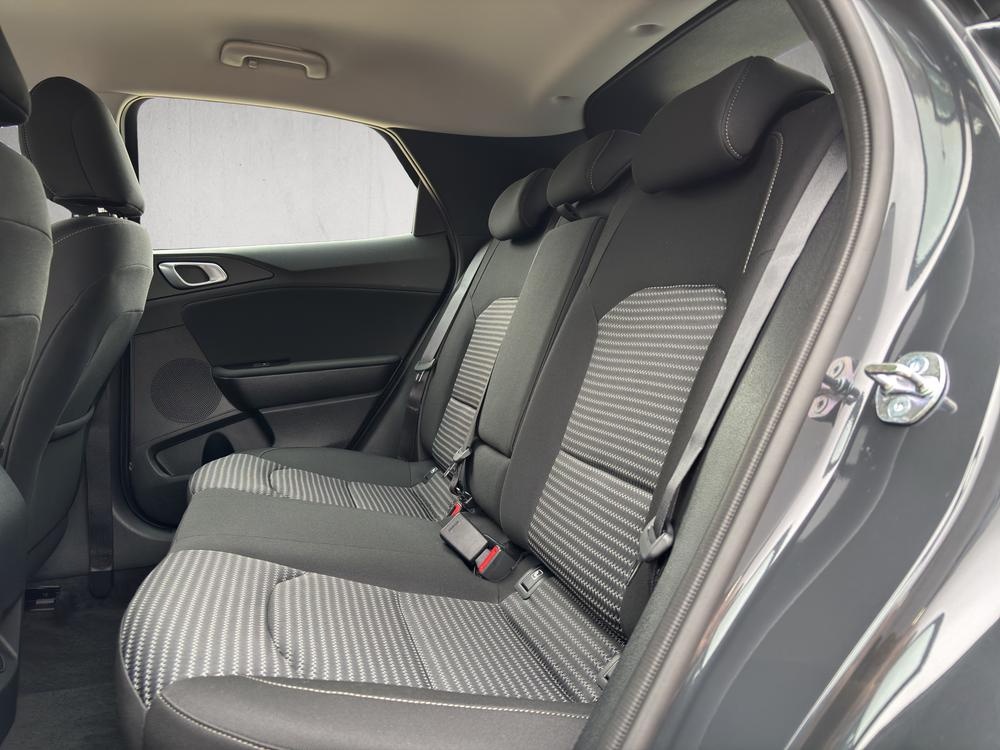 KIA Xceed 1.5 T-GDi M6 Silver - 7