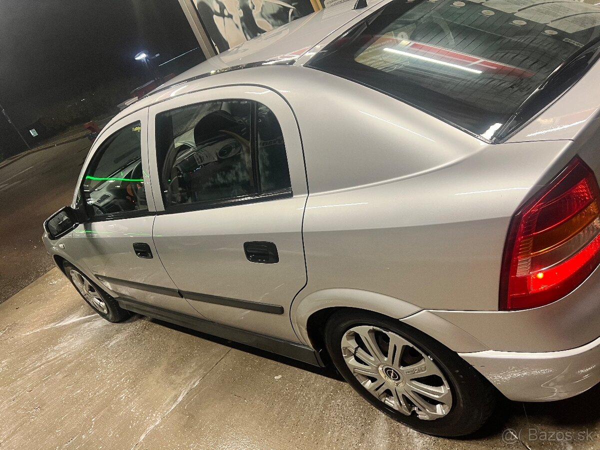 Opel Astra - 7