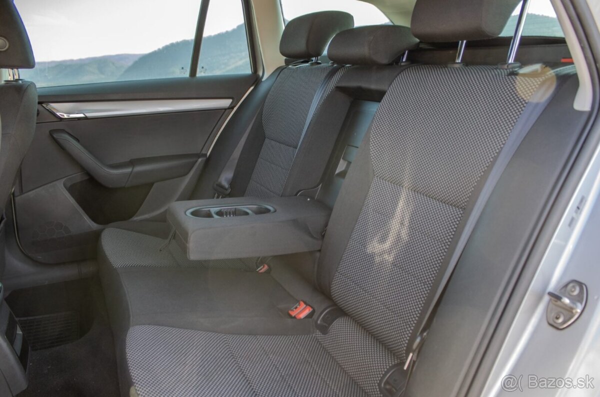 Škoda Octavia Combi 2.0 TDI Business DSG - 7