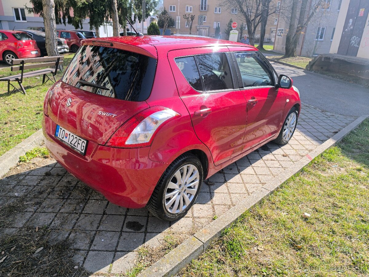 Suzuki Swift - 7