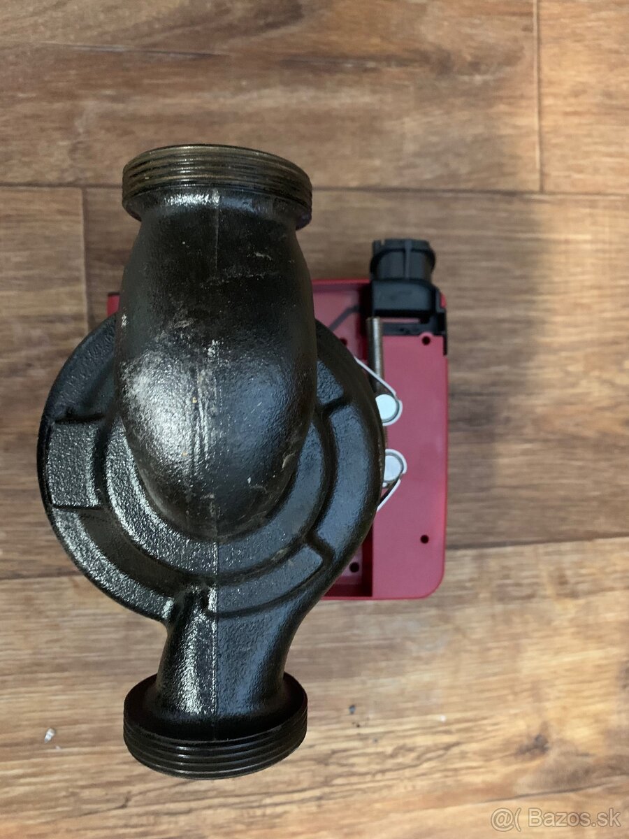 Predám obehové čerpadlo Grundfos - 7