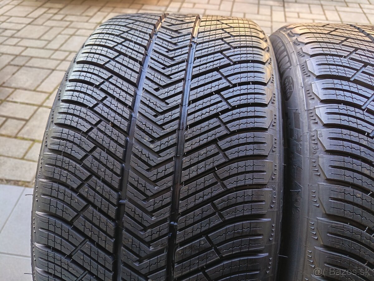 pneumatiky Michelin 265/40 R19 - 7