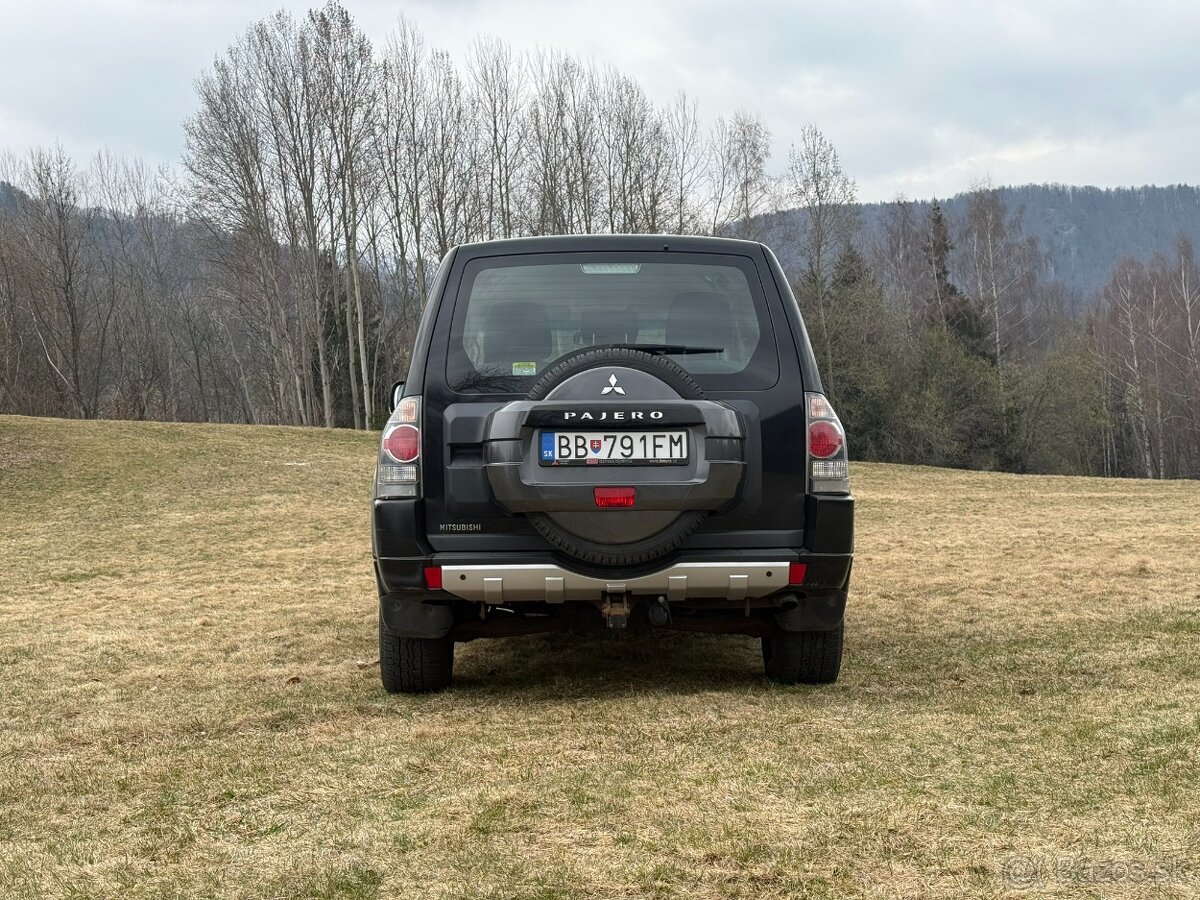 Pajero 3,2 DI-D,5 A/T, Invite 3dv. - 7