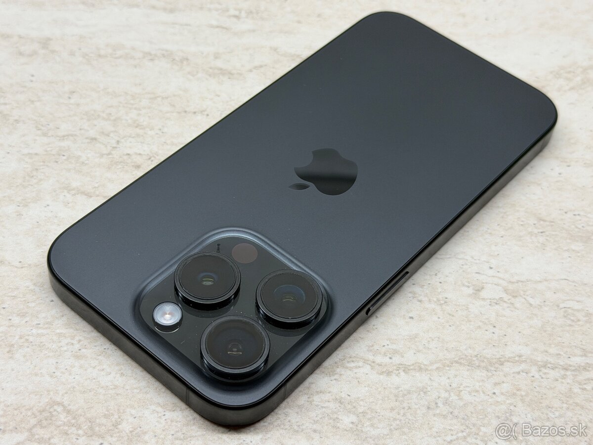 iPhone 15 Pro Black Titanium 128GB - 7
