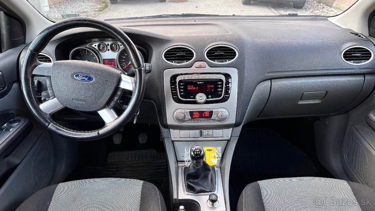 Predám Ford Focus 1.6l SDHC, r.v. 2011 - 7