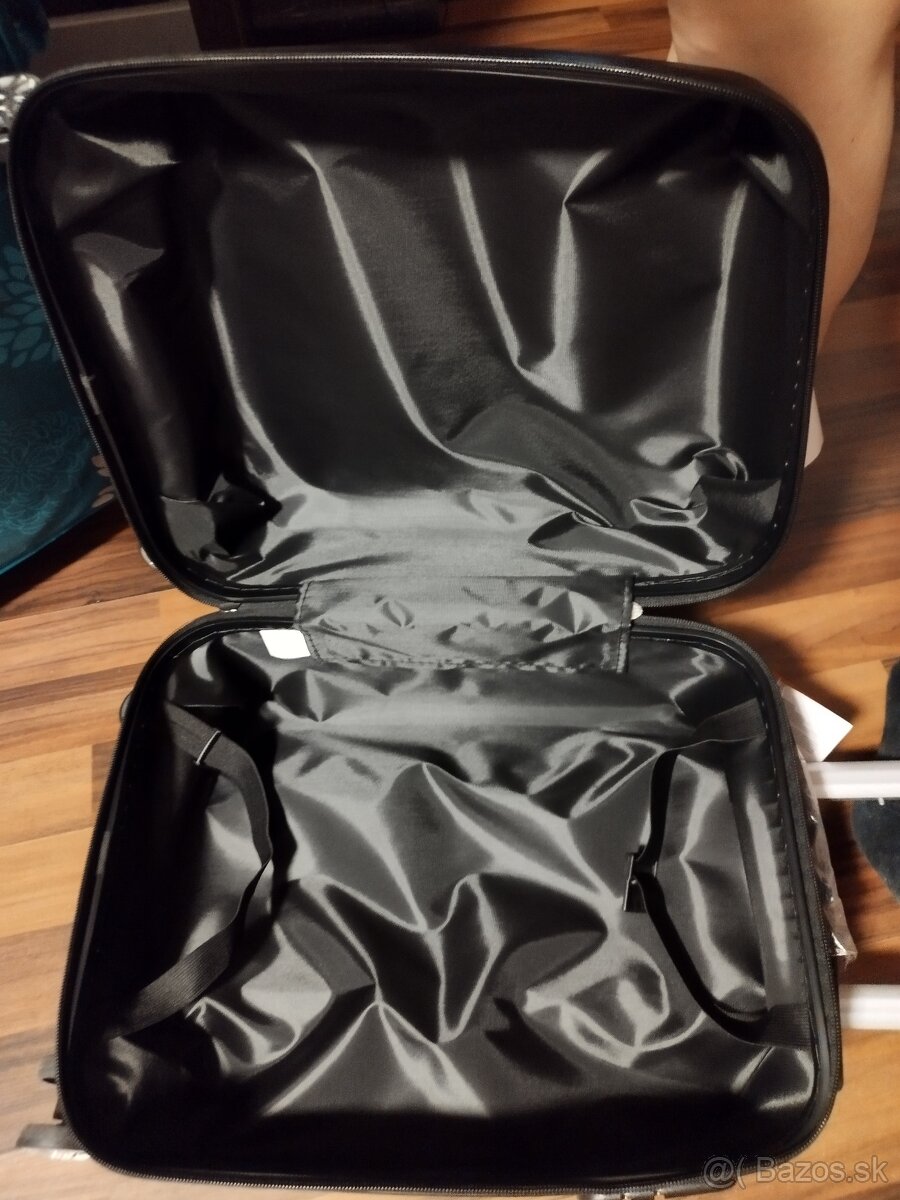 2x detský kufor 30L - 7