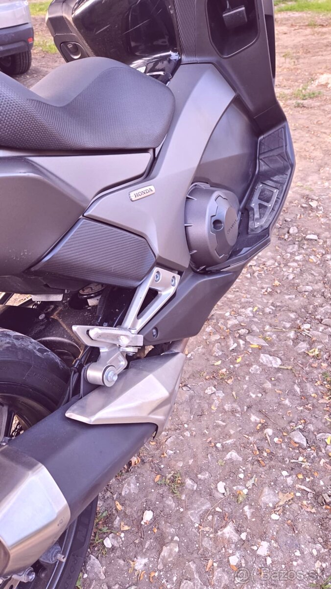 Honda Integra NC750D RC89 - 7