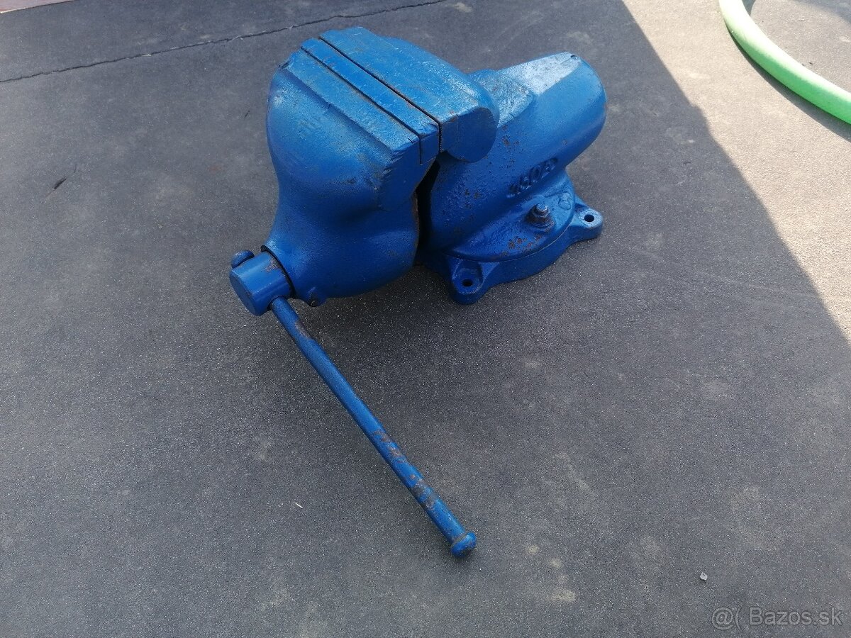 Predám zverák YORK 150 A - 7