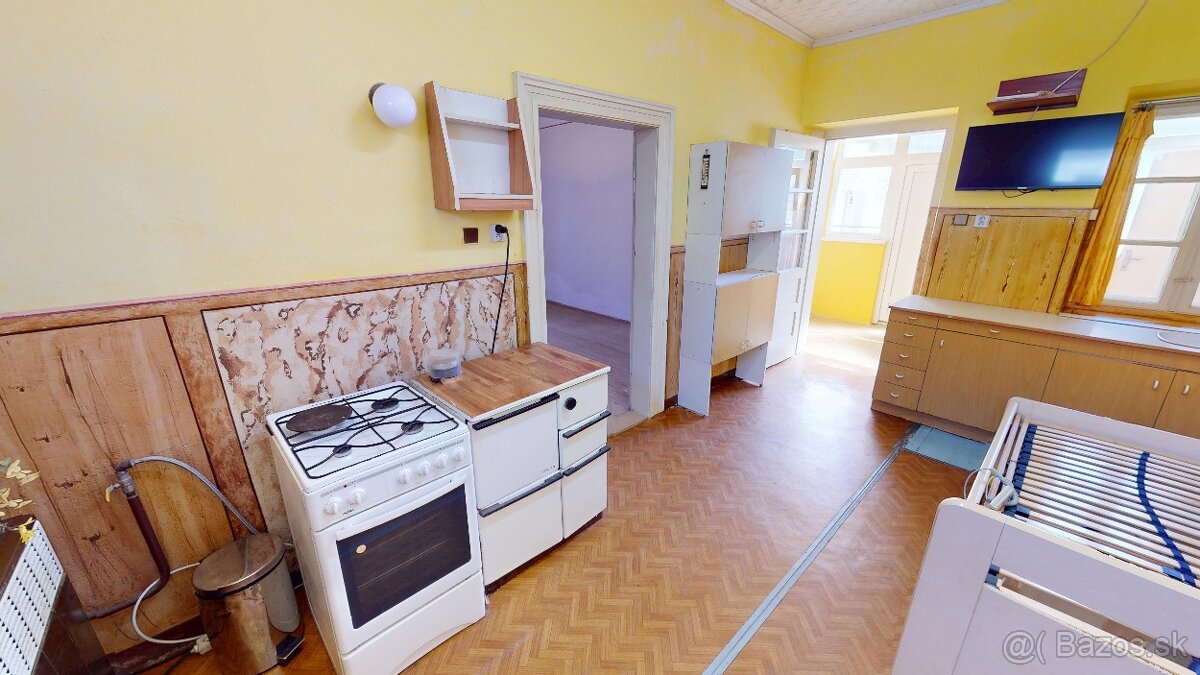 RD Topoľčany, Sládkovičová ul. - 7