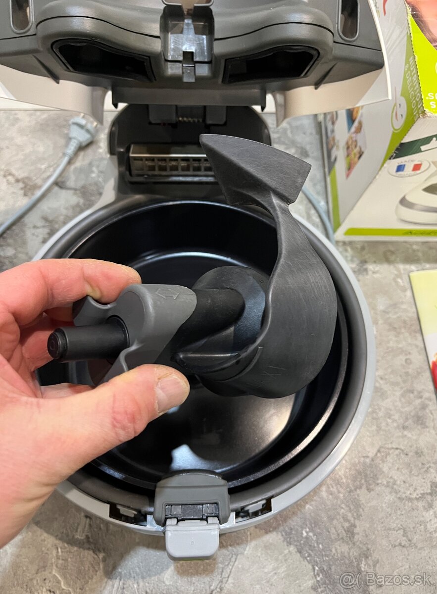 Tefal FZ 706017 ActiFry teplovzdušná fritéza - 7