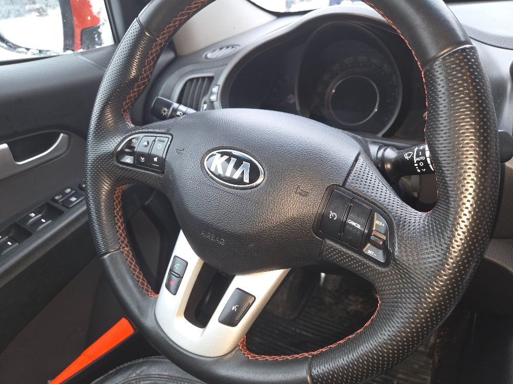 Predám Kia Sportage 2,0 CRDI 4x4 - 7