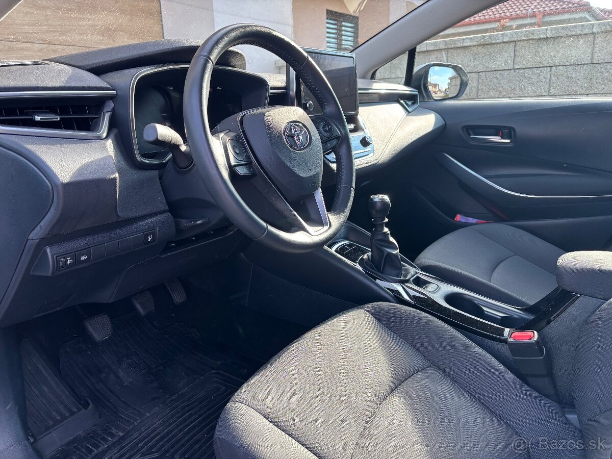 Toyota Corolla 1,5, 92 kW Style + Tech - 7