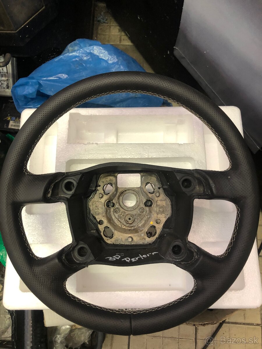 VW PASSAT B6 - 5 -GOLF 4- T5 MULTIFUNKČNÝ KOŽENÝ - 7