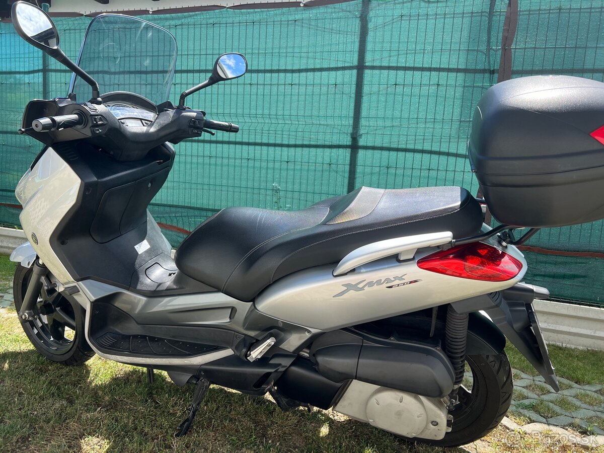 Yamaha Xmax - 7