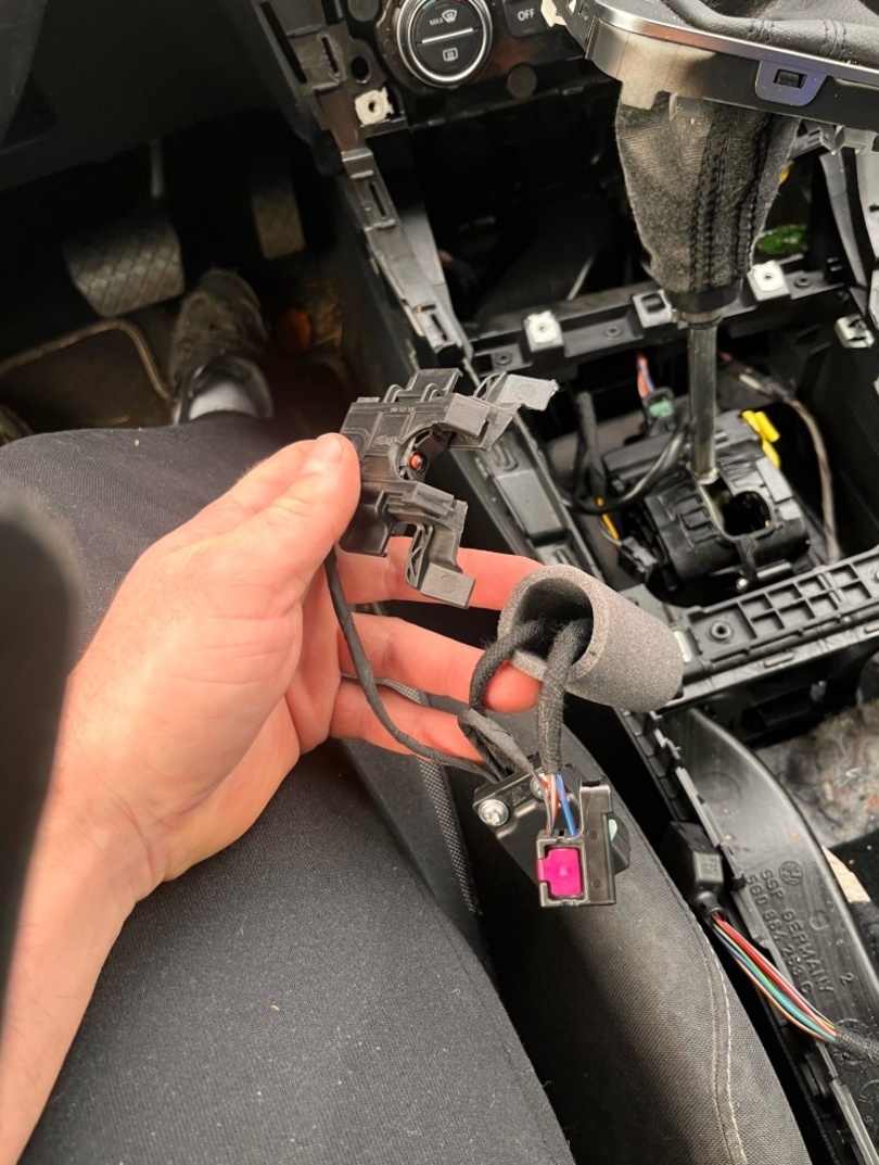 Mikrospínač páky radenia DSG prevodovka - 7