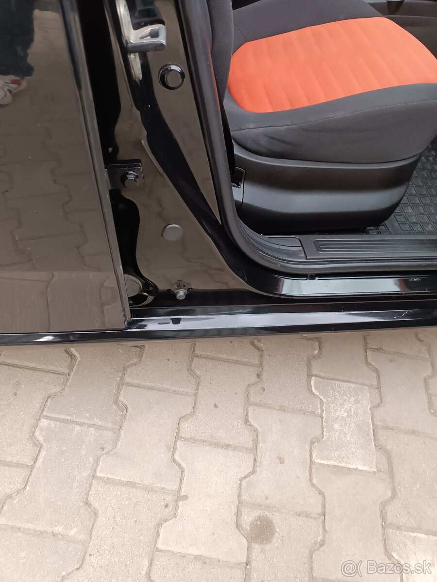 Fiat Grande Punto 1.4 benzin r.v. 2006 - 7