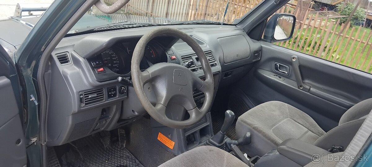 Mitsubishi pajero 2.5td - 7