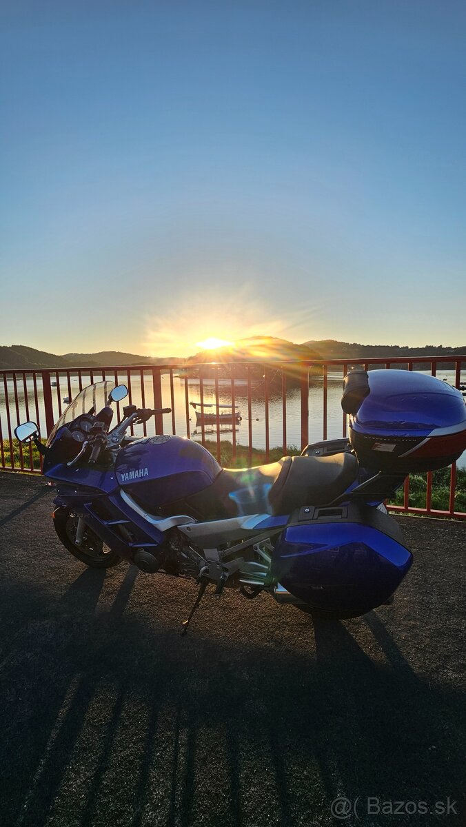 Yamaha FJR 1300 - 7