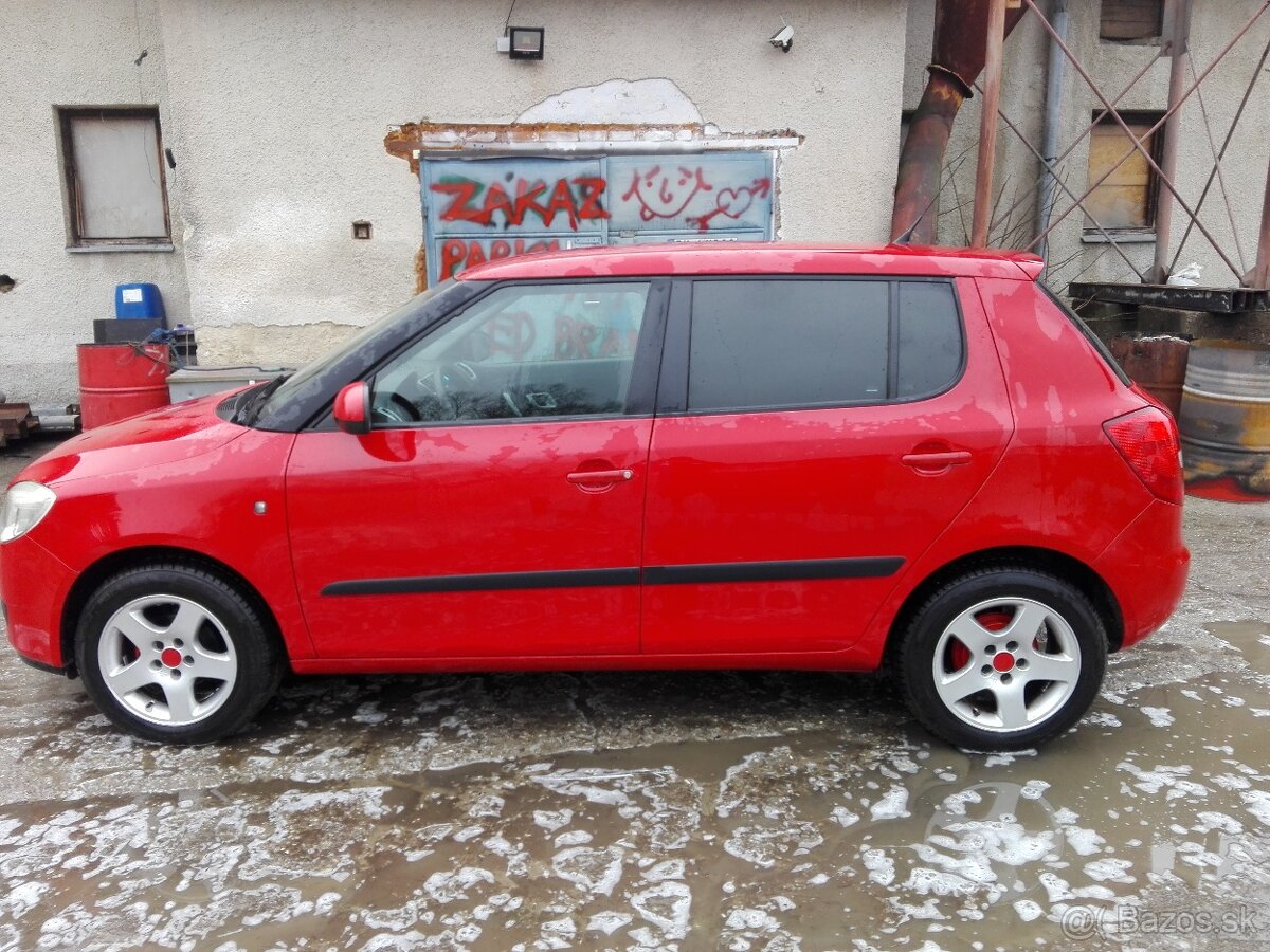 Škoda Fabia - 7