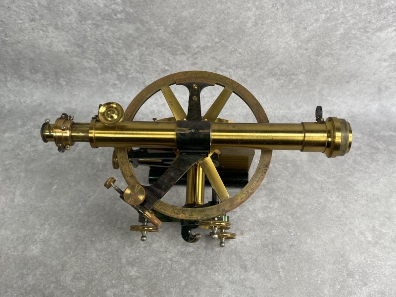 Starožitný nivelačný prístroj s kompasom 1911 Kapp and sohne - 7