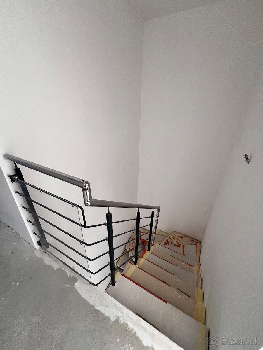 EXKLUZÍVNY 3-IZBOVÝ MEZONET, STARÁ ĽUBOVŇA, POPRADSKÁ ULICA - 7